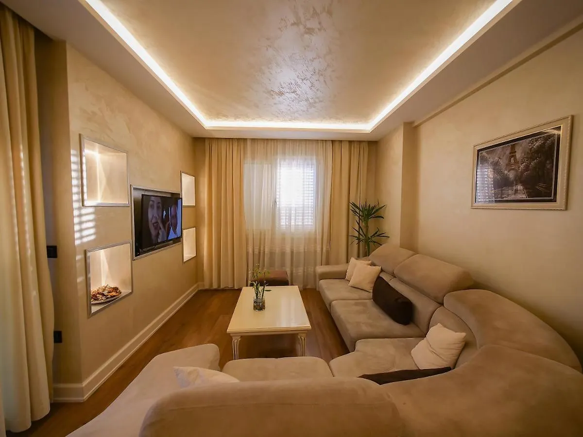 Sea Side Apartment Vlorë