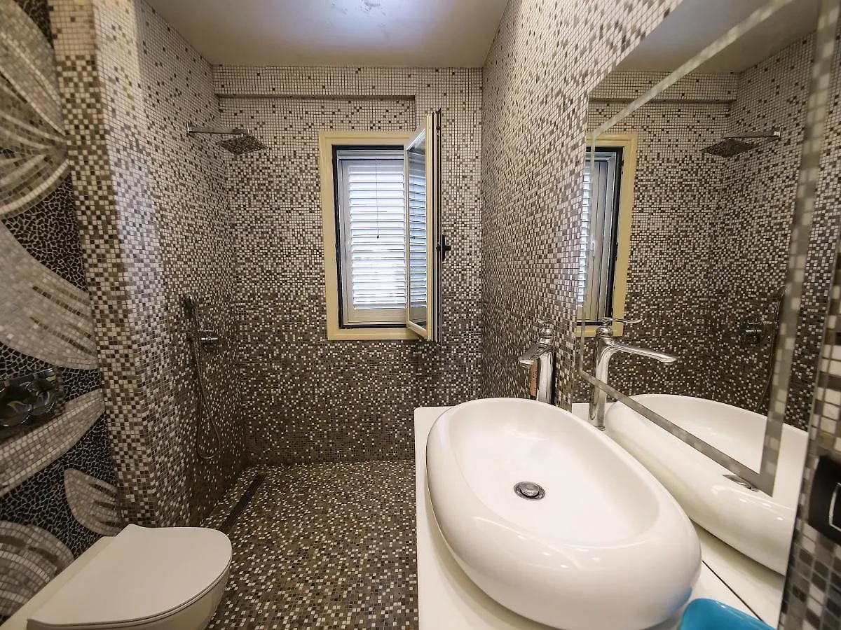Sea Side Apartment Vlorë
